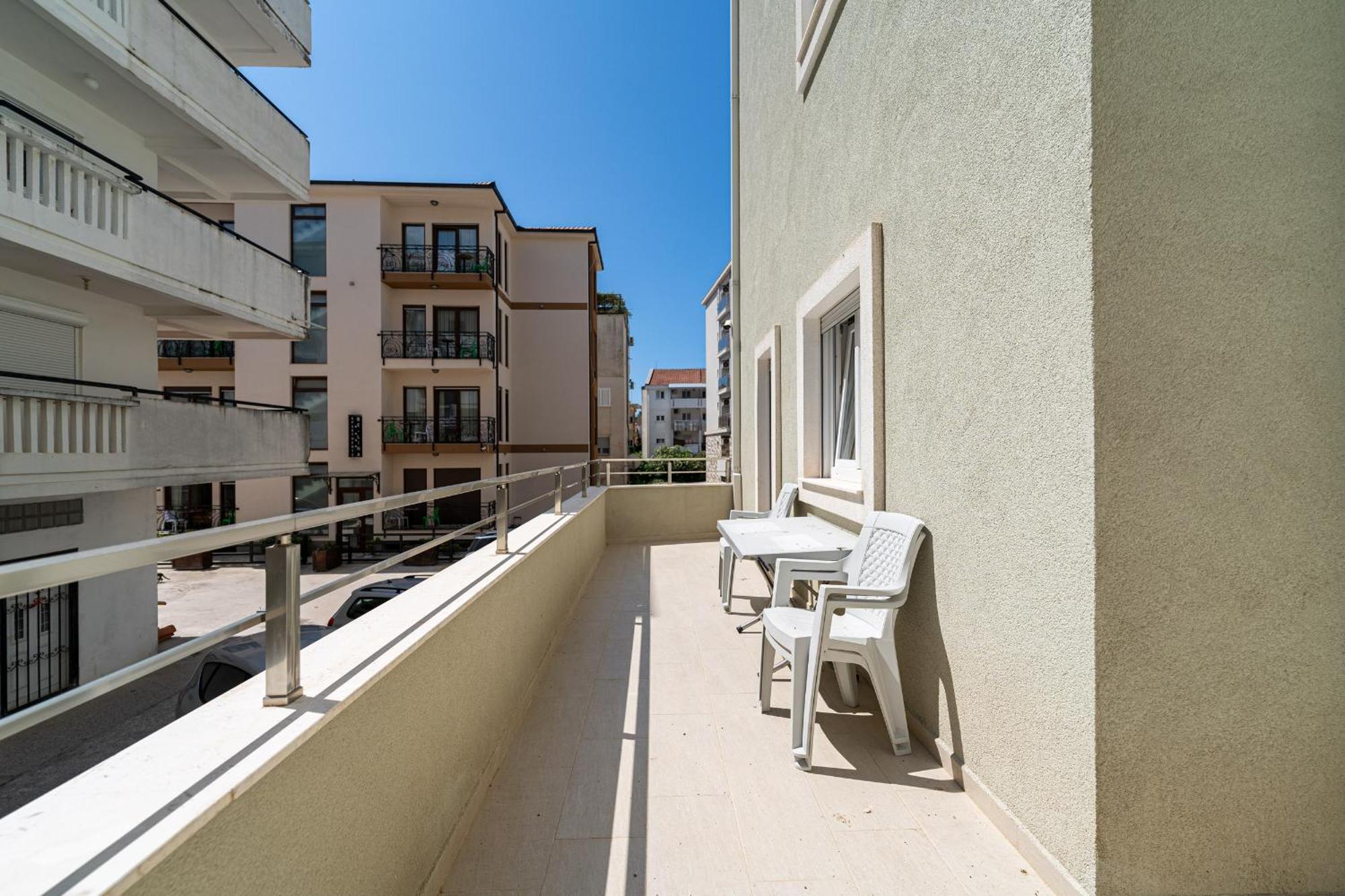 Marea Apartments Будва Стая снимка